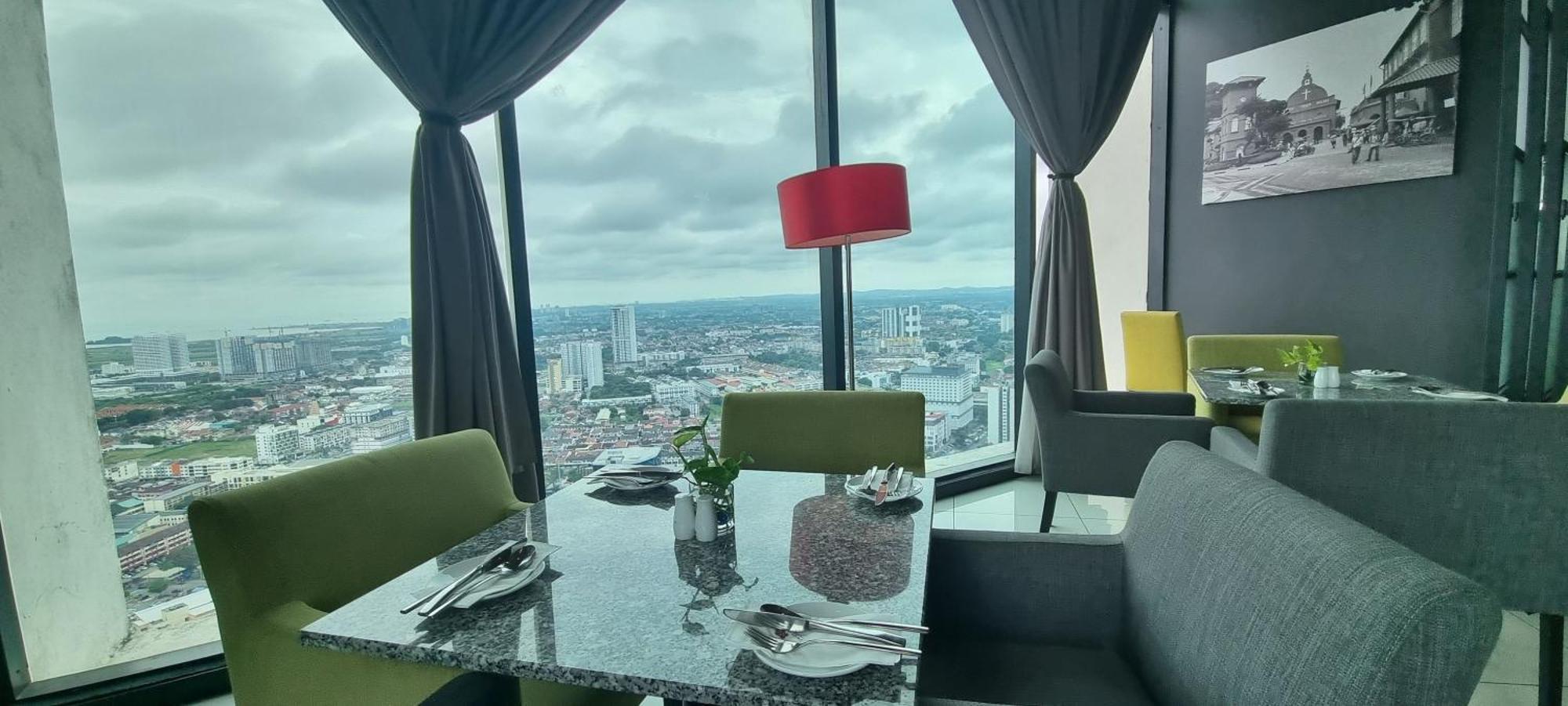 The Shore Hotel & Residences Malacca Екстер'єр фото