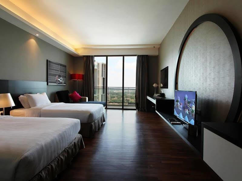 The Shore Hotel & Residences Malacca Екстер'єр фото